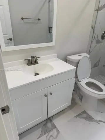 1050 NW 25th Way Fort Lauderdale FL 33311