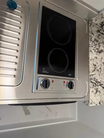 1050 NW 25th Way Fort Lauderdale FL 33311