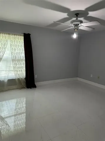 6061 NW 198th Terrace Miami FL 33015