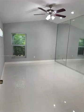 6061 NW 198th Terrace Miami FL 33015
