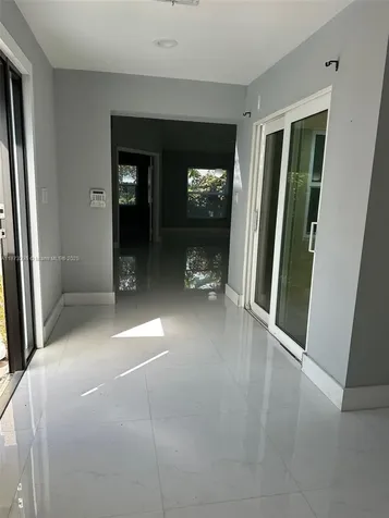 6061 NW 198th Terrace Miami FL 33015