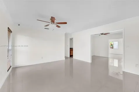 11024 SW 157th Terrace Miami FL 33157