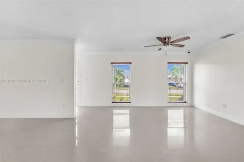 11024 SW 157th Terrace Miami FL 33157