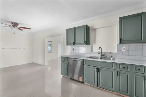 11024 SW 157th Terrace Miami FL 33157