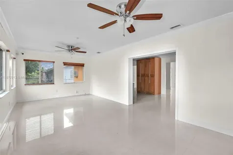 11024 SW 157th Terrace Miami FL 33157