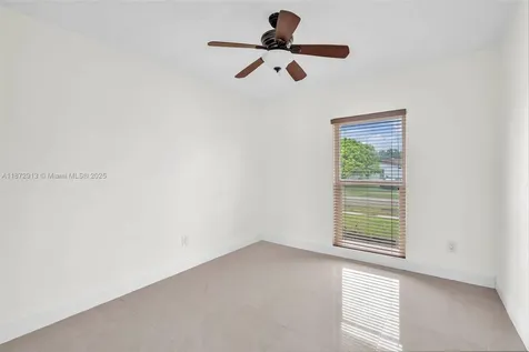 11024 SW 157th Terrace Miami FL 33157