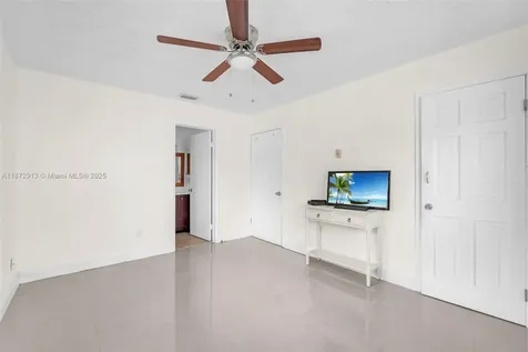 11024 SW 157th Terrace Miami FL 33157
