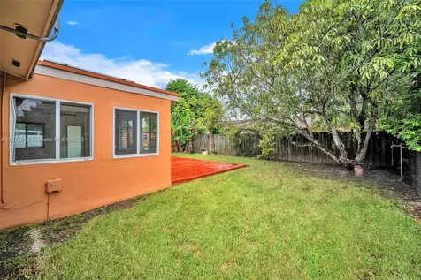 11024 SW 157th Terrace Miami FL 33157