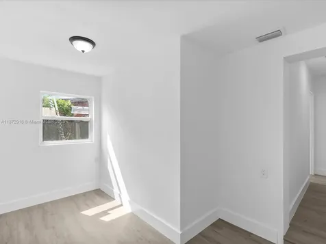 5365 SW 97th Court Miami FL 33165