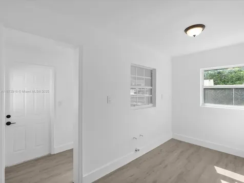 5365 SW 97th Court Miami FL 33165