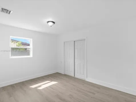 5365 SW 97th Court Miami FL 33165