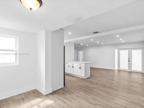 5365 SW 97th Court Miami FL 33165