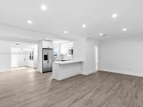 5365 SW 97th Court Miami FL 33165