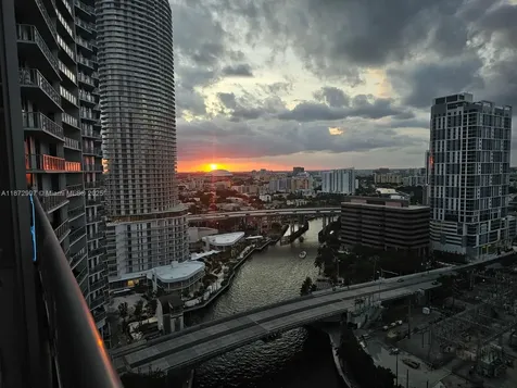 690 SW 1st Court Miami FL 33130
