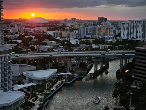 690 SW 1st Court Miami FL 33130