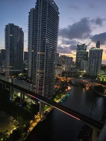 690 SW 1st Court Miami FL 33130