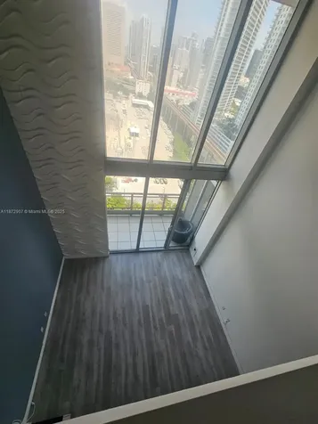 690 SW 1st Court Miami FL 33130