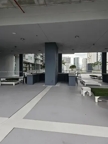 690 SW 1st Court Miami FL 33130