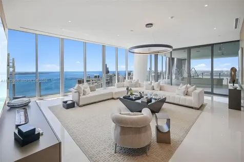 300 Biscayne Blvd Way Miami FL 33131