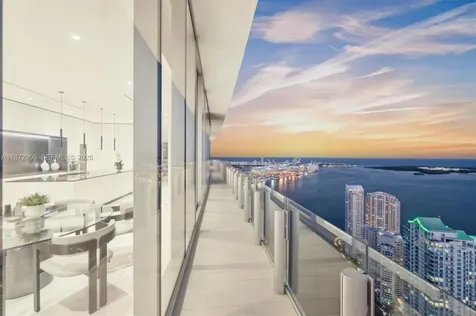 300 Biscayne Blvd Way Miami FL 33131