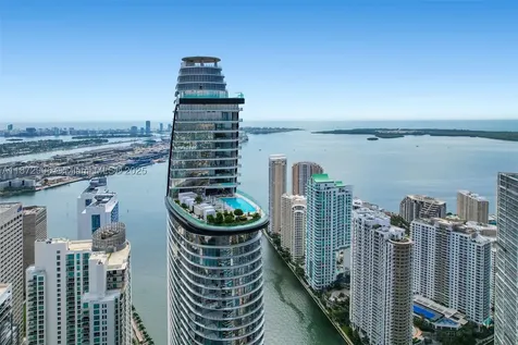 300 Biscayne Blvd Way Miami FL 33131