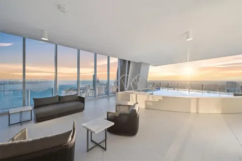 300 Biscayne Blvd Way Miami FL 33131
