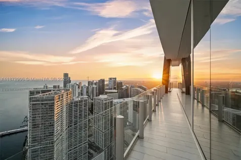 300 Biscayne Blvd Way Miami FL 33131