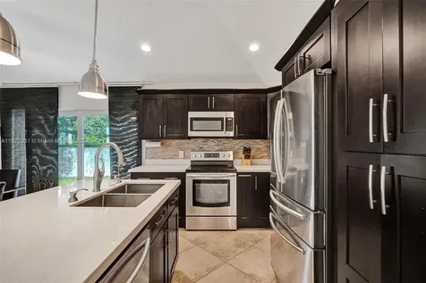3833 NW 107th Way Sunrise FL 33351