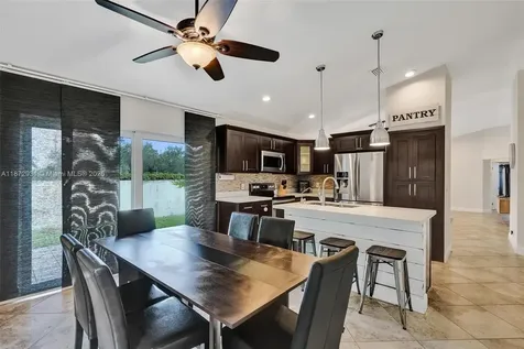 3833 NW 107th Way Sunrise FL 33351