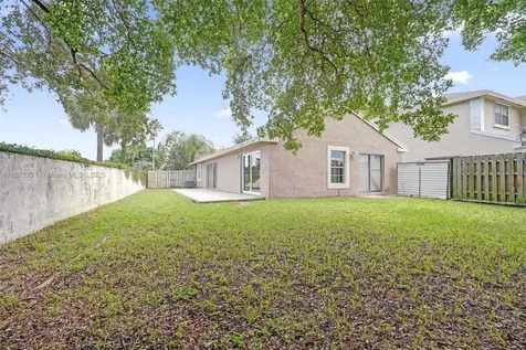 3833 NW 107th Way Sunrise FL 33351