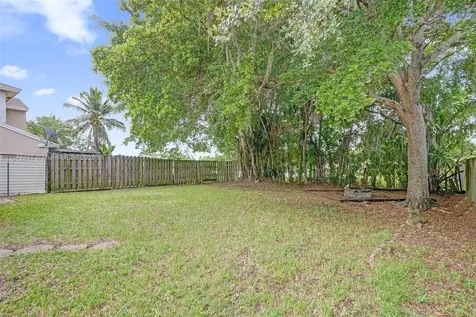 3833 NW 107th Way Sunrise FL 33351