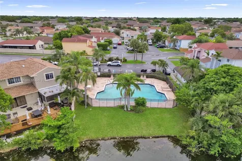 3833 NW 107th Way Sunrise FL 33351