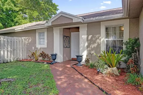 3833 NW 107th Way Sunrise FL 33351