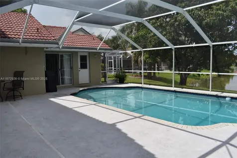 1430 SW 102nd Avenue Pembroke Pines FL 33025