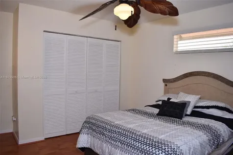 1430 SW 102nd Avenue Pembroke Pines FL 33025