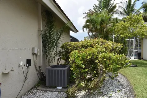 1430 SW 102nd Avenue Pembroke Pines FL 33025