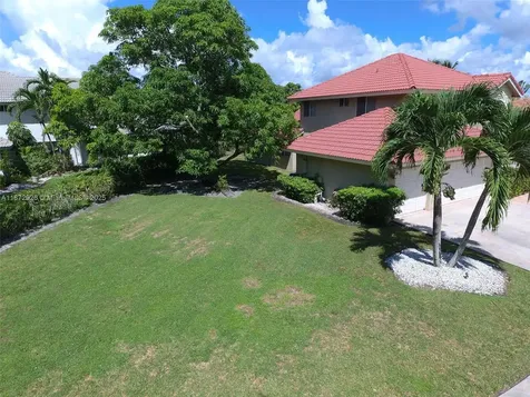 1430 SW 102nd Avenue Pembroke Pines FL 33025
