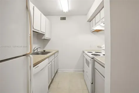 4201 W Mcnab Road Pompano Beach FL 33069