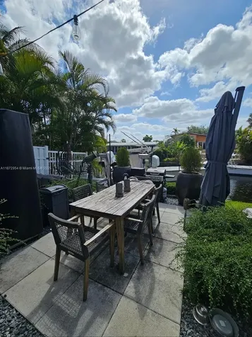 2543 Gulfstream Lane Fort Lauderdale FL 33312