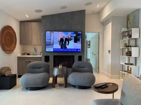 2543 Gulfstream Lane Fort Lauderdale FL 33312