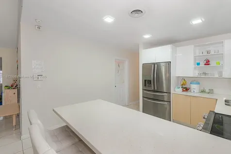 21140 NE 26th Avenue Miami FL 33180