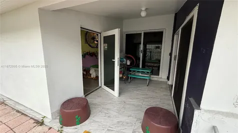 21140 NE 26th Avenue Miami FL 33180