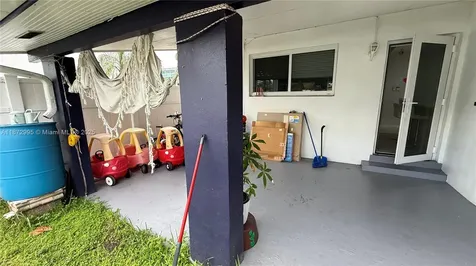 21140 NE 26th Avenue Miami FL 33180
