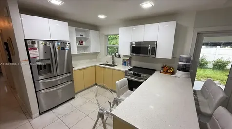 21140 NE 26th Avenue Miami FL 33180