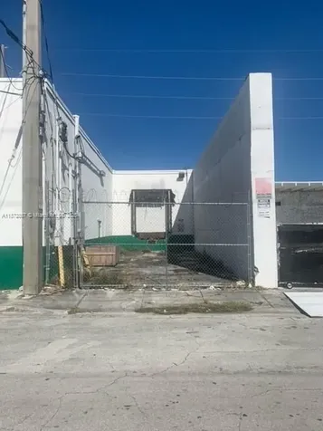 1395 NW 22nd Street Miami FL 33142