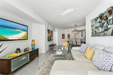 16699 Collins Ave+one Self Parking Sunny Isles Beach FL 33160