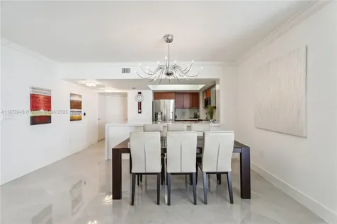 16699 Collins Ave+one Self Parking Sunny Isles Beach FL 33160