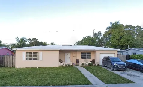 4361 NW 35th Terrace Lauderdale Lakes FL 33309