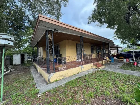 2751 NW 24th Avenue Miami FL 33142