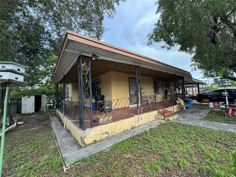 2751 NW 24th Avenue Miami FL 33142